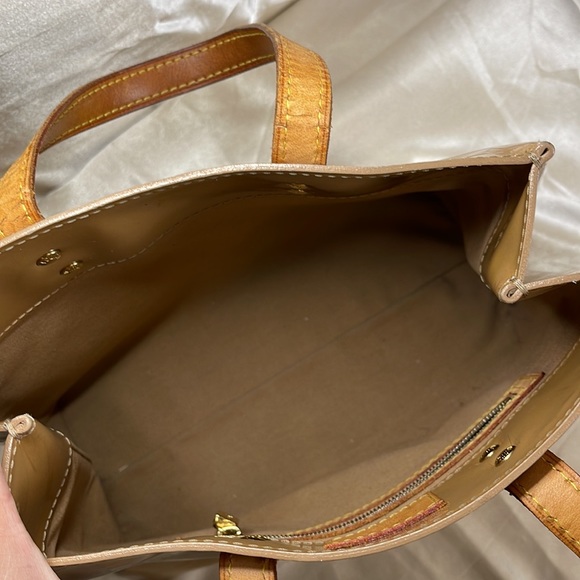 Louis Vuitton Y2K Mini Vernis Patent Gold Monogram Tote Bag - Picture 8 of 11